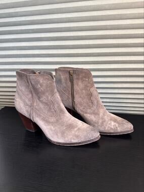 Frye Billy Short Suede Western Ankle Boots Taupe Women’s US 7.5 Side Zip